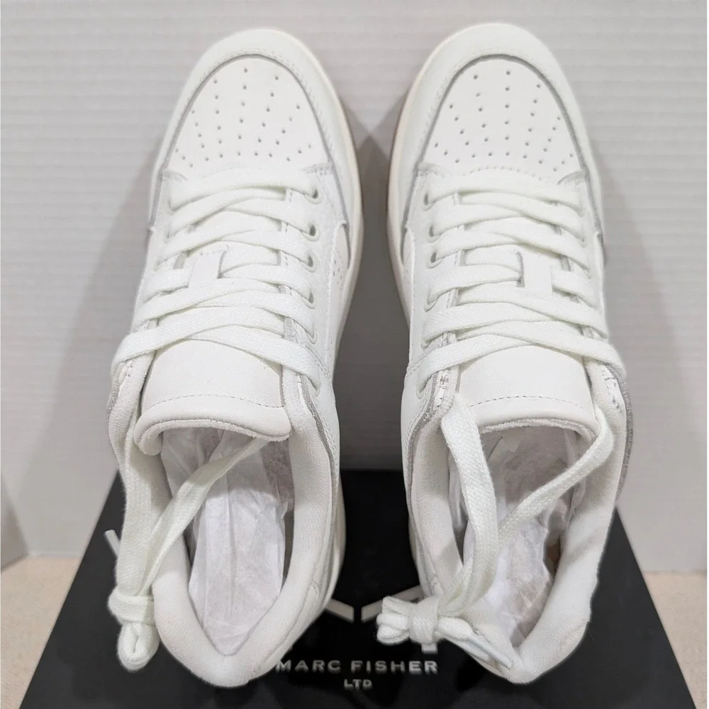 Marc Fisher Flynn Ivory Pebbled Leather Lace Up Sneakers 7M Minimalist NIB